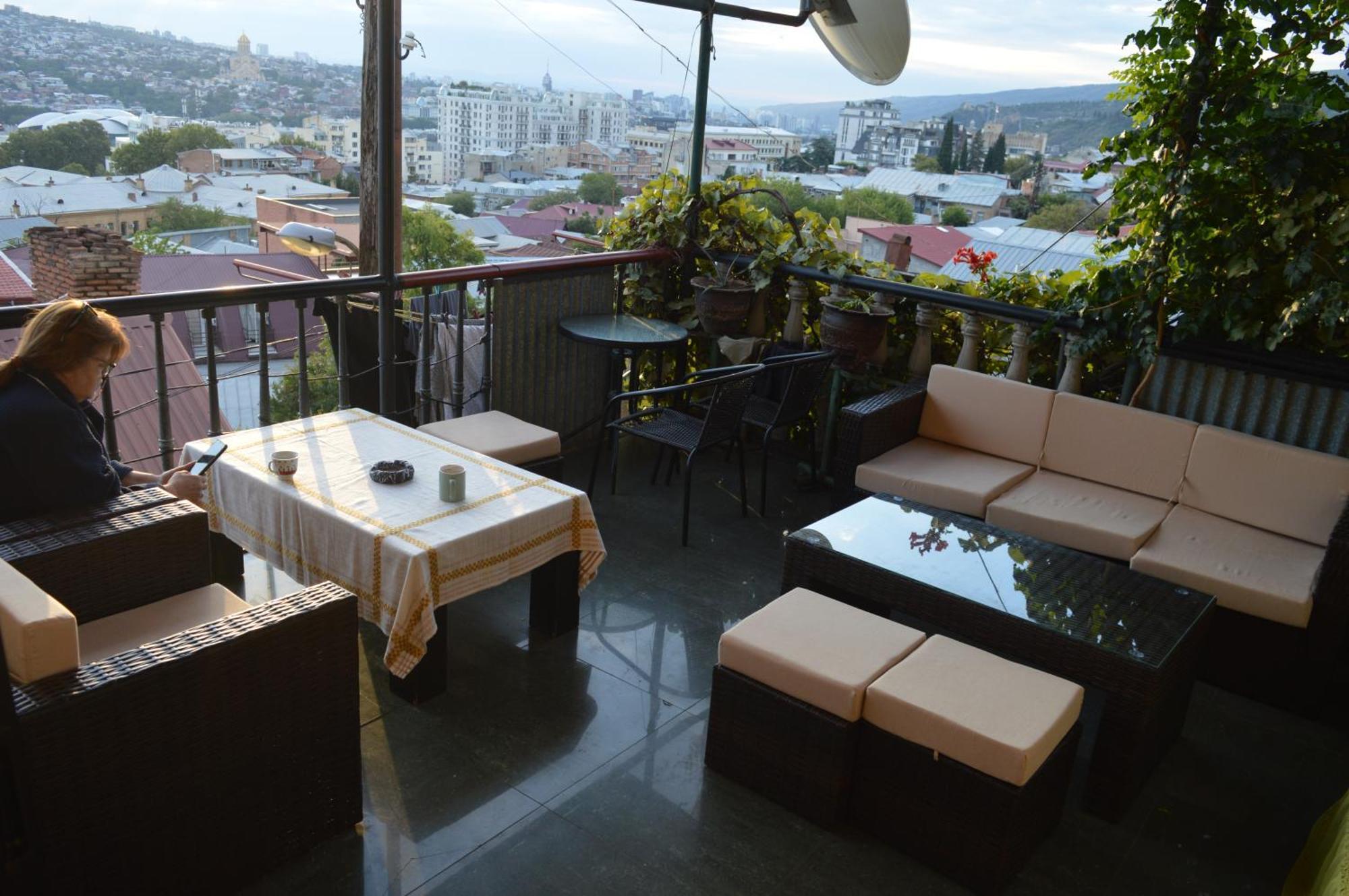 Terasa Mtacminda Apartment Tbilisi Luaran gambar